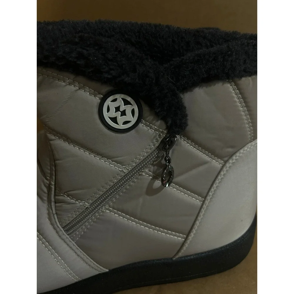 Quilted Nylon Boots Faux Fur Lined Tan Ankle Booties 43 Women Size 11‎ Zip Up